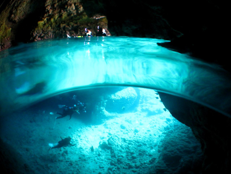 沖縄青の洞窟完全ガイド サマーリゾート沖縄