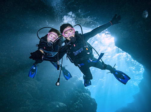 青の洞窟体験ダイビング